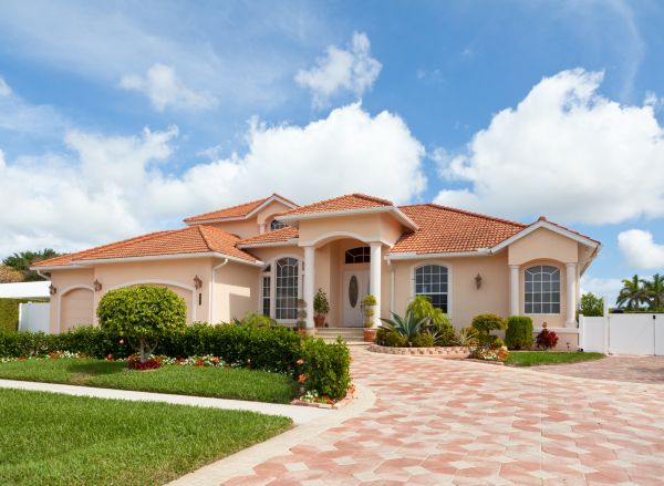 Landscape Curb Appeal Service in Plymouth