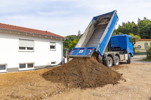 Garden Dirt Delivery in Plymouth