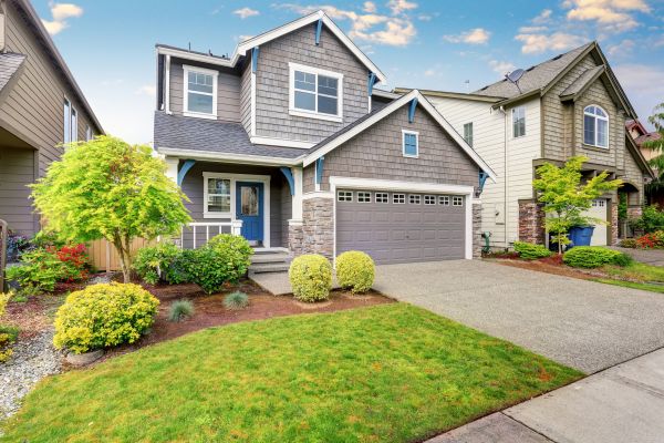 Curb Appeal Landscaping in Plymouth